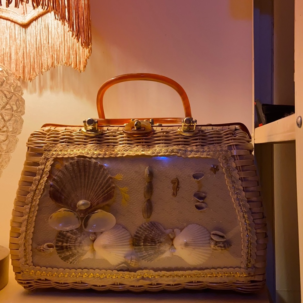 Atlas purse 👜